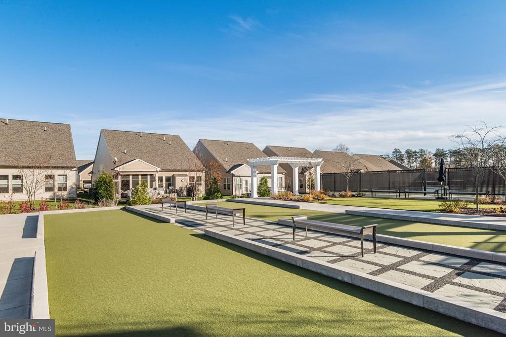 6373 VIRGINIA BLUEBELL LANE