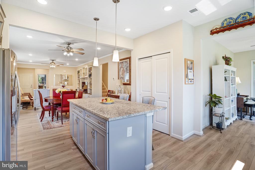 6373 VIRGINIA BLUEBELL LANE
