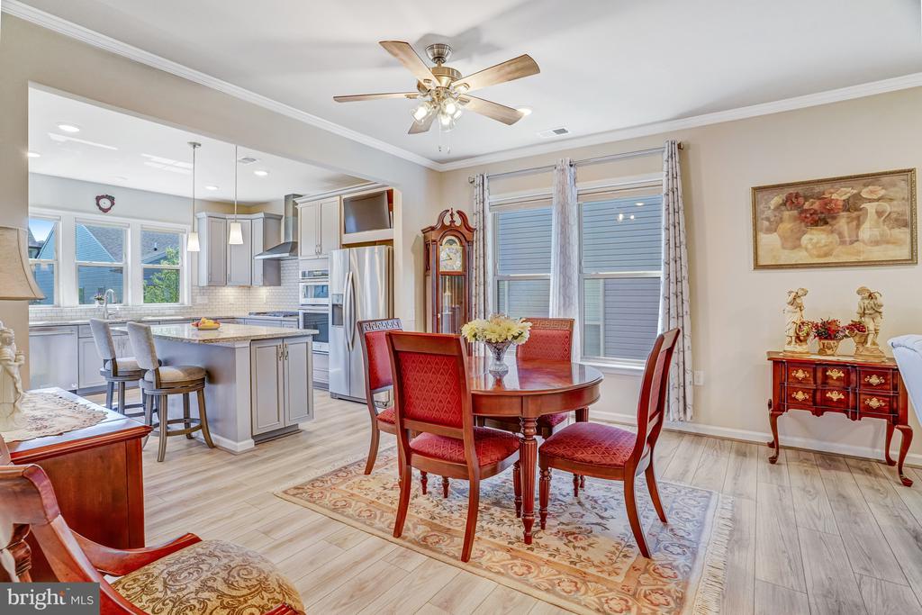 6373 VIRGINIA BLUEBELL LANE