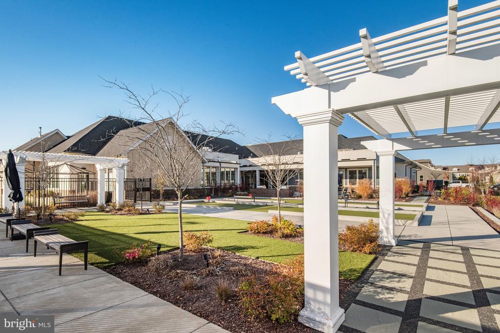 6373 VIRGINIA BLUEBELL LANE