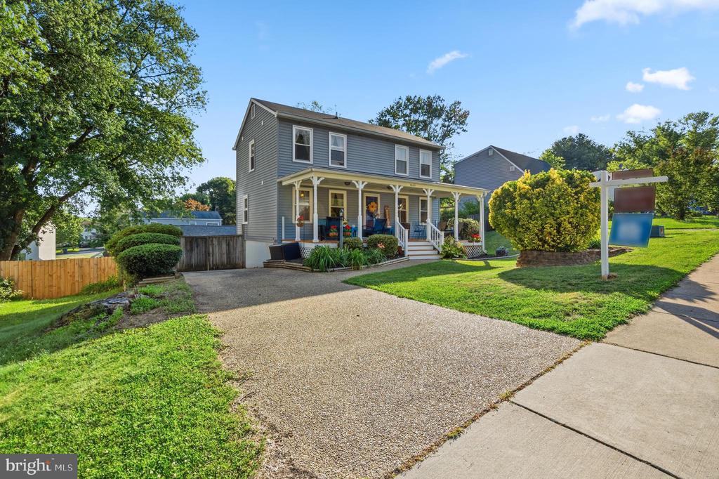 5665 ROUNDTREE DRIVE