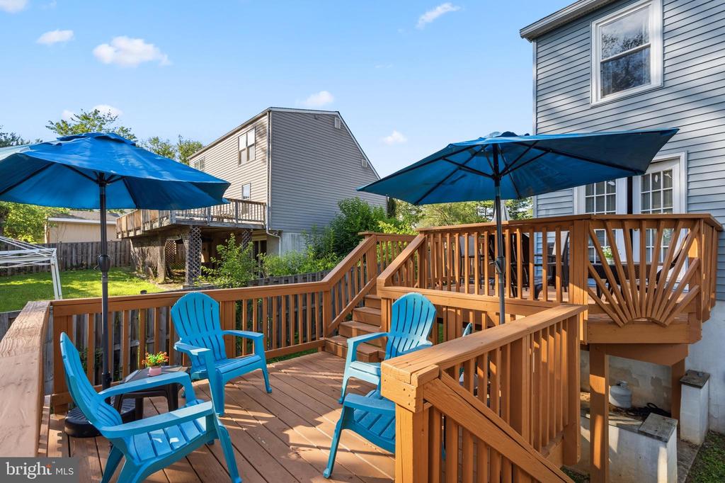 5665 ROUNDTREE DRIVE