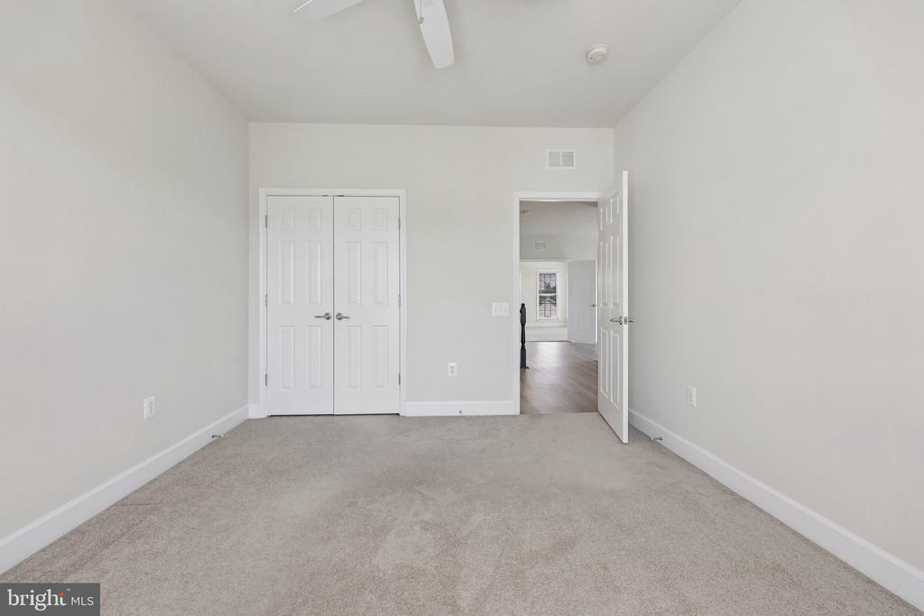 2213 OBERLIN DRIVE