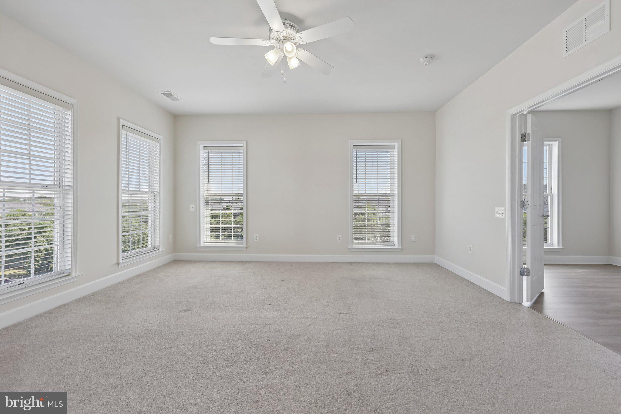 2213 OBERLIN DRIVE