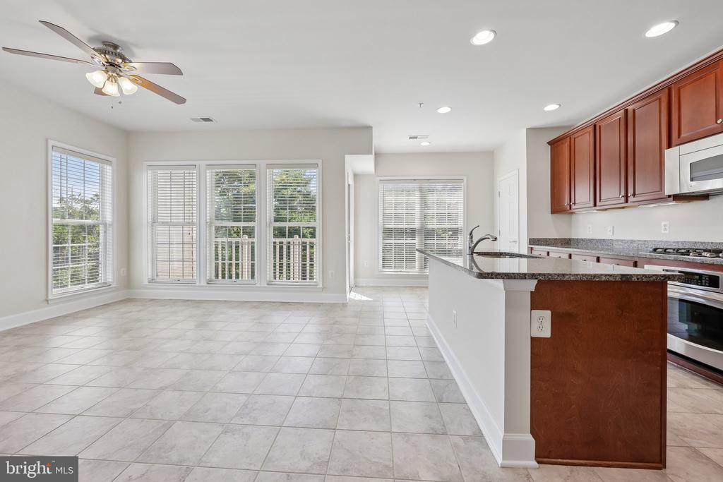 2213 OBERLIN DRIVE