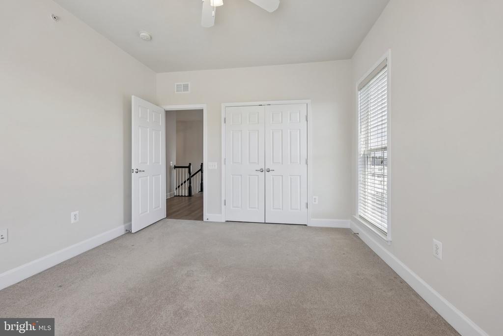 2213 OBERLIN DRIVE