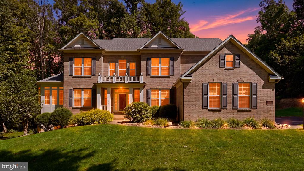 6645 PASSAGE CREEK LANE