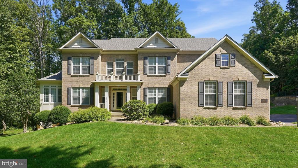 6645 PASSAGE CREEK LANE