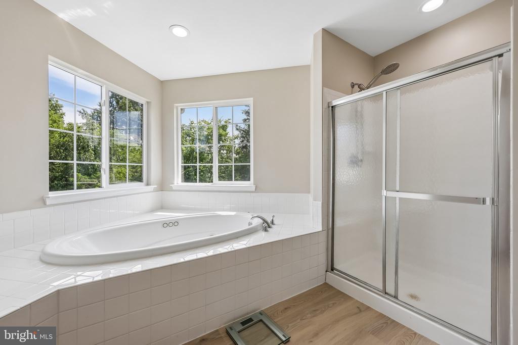 8510 LANIER OVERLOOK COURT
