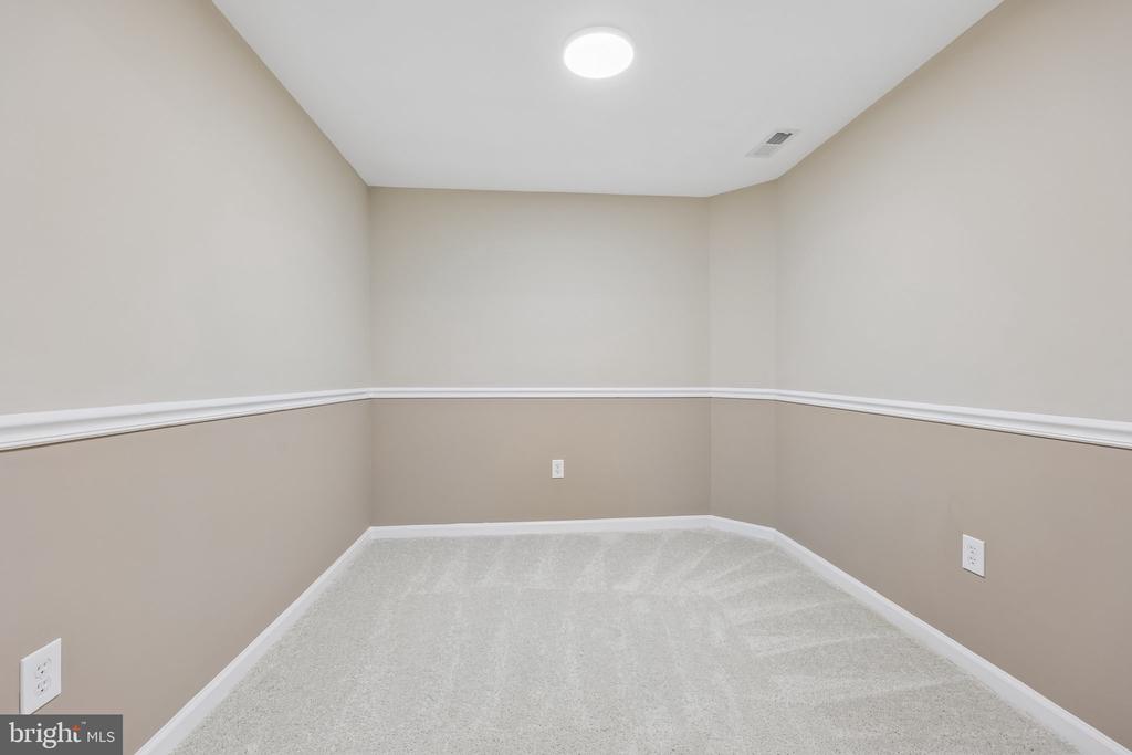 8510 LANIER OVERLOOK COURT