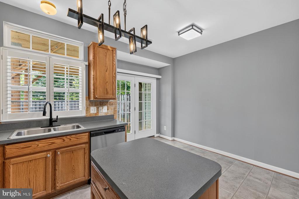 9832 MAITLAND LOOP