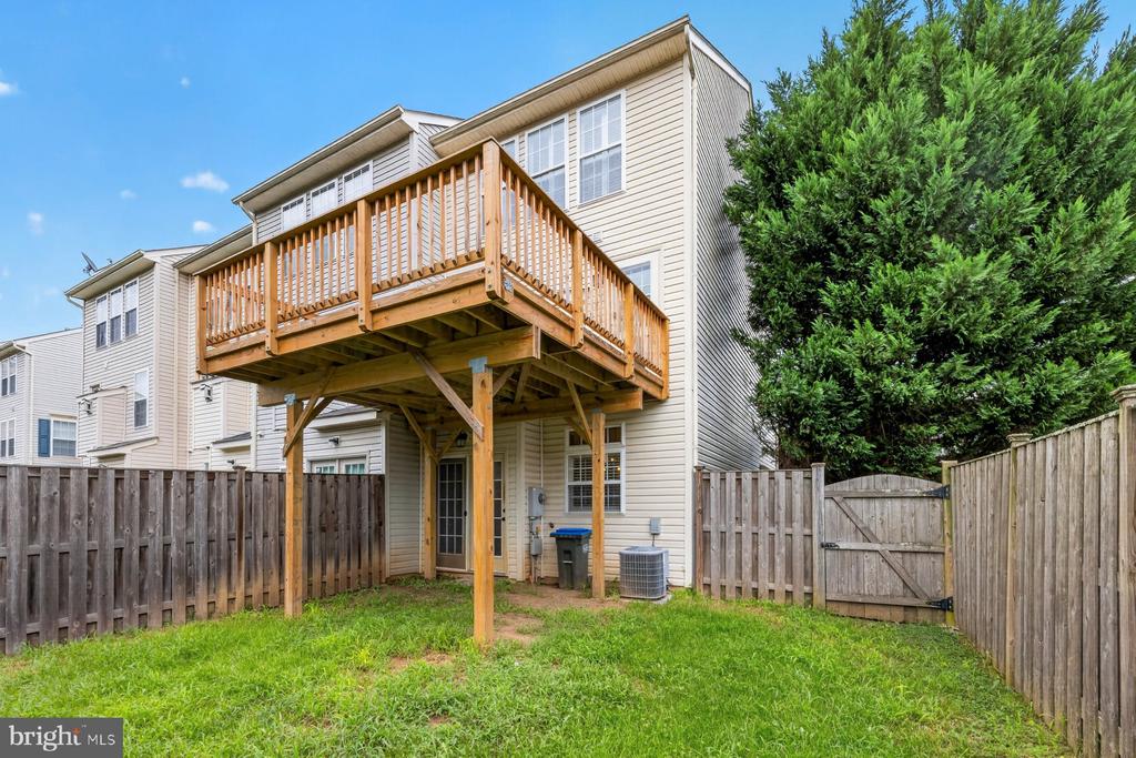 9832 MAITLAND LOOP