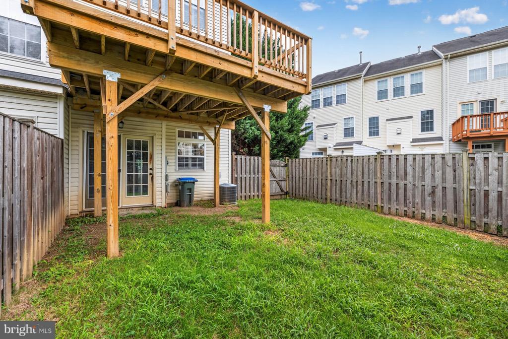 9832 MAITLAND LOOP