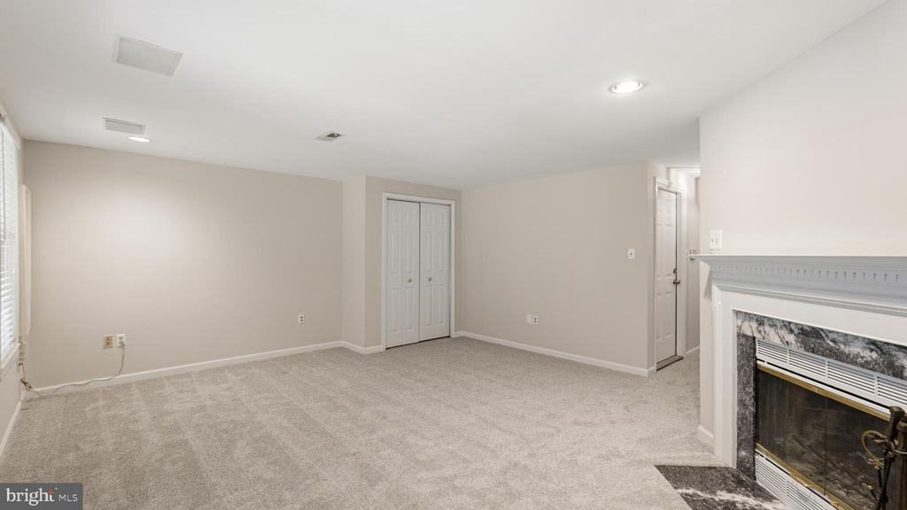 7843 SABRE COURT