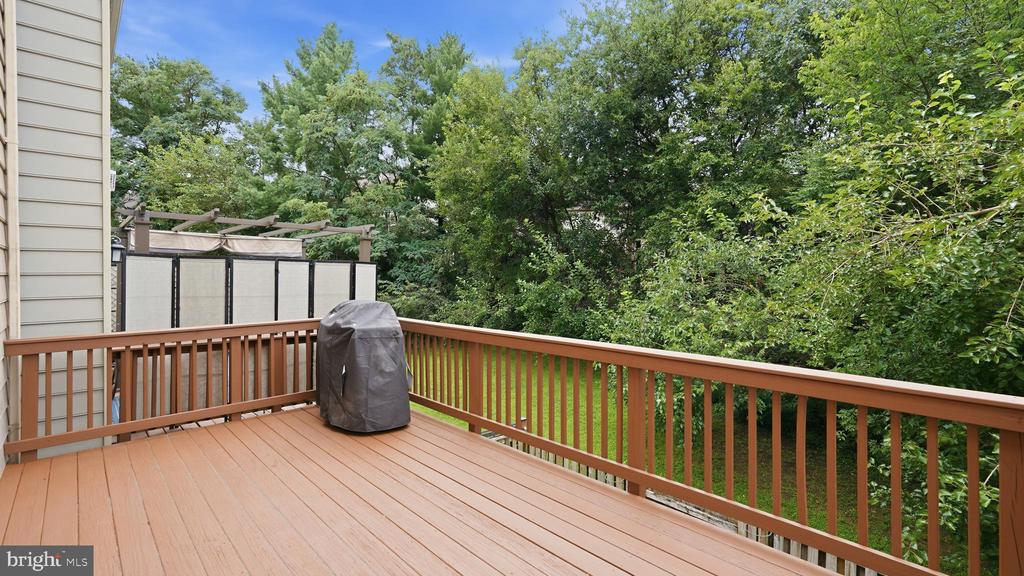7843 SABRE COURT
