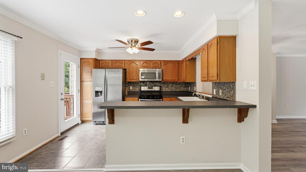 7843 SABRE COURT