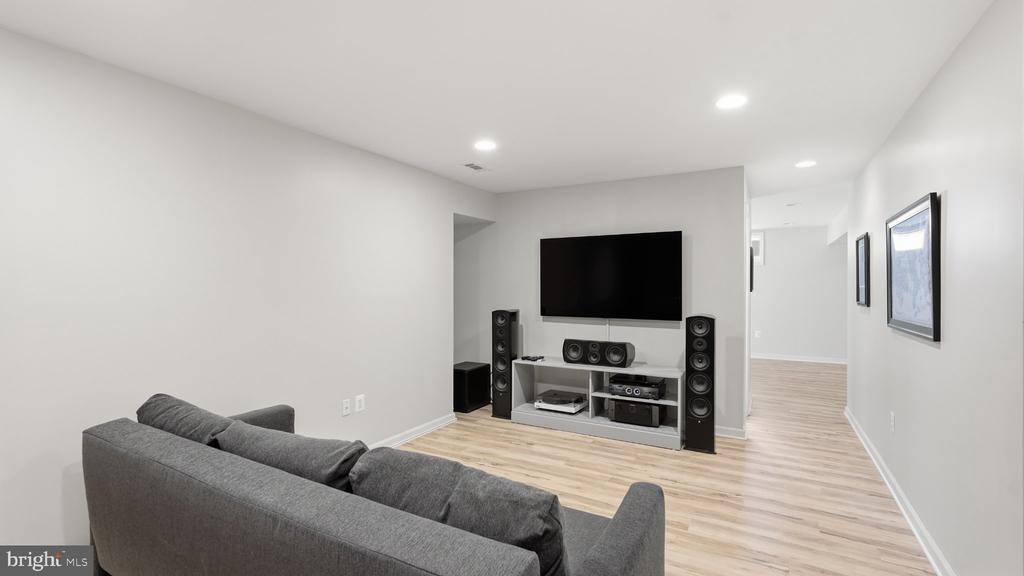 7516 NYACK COURT