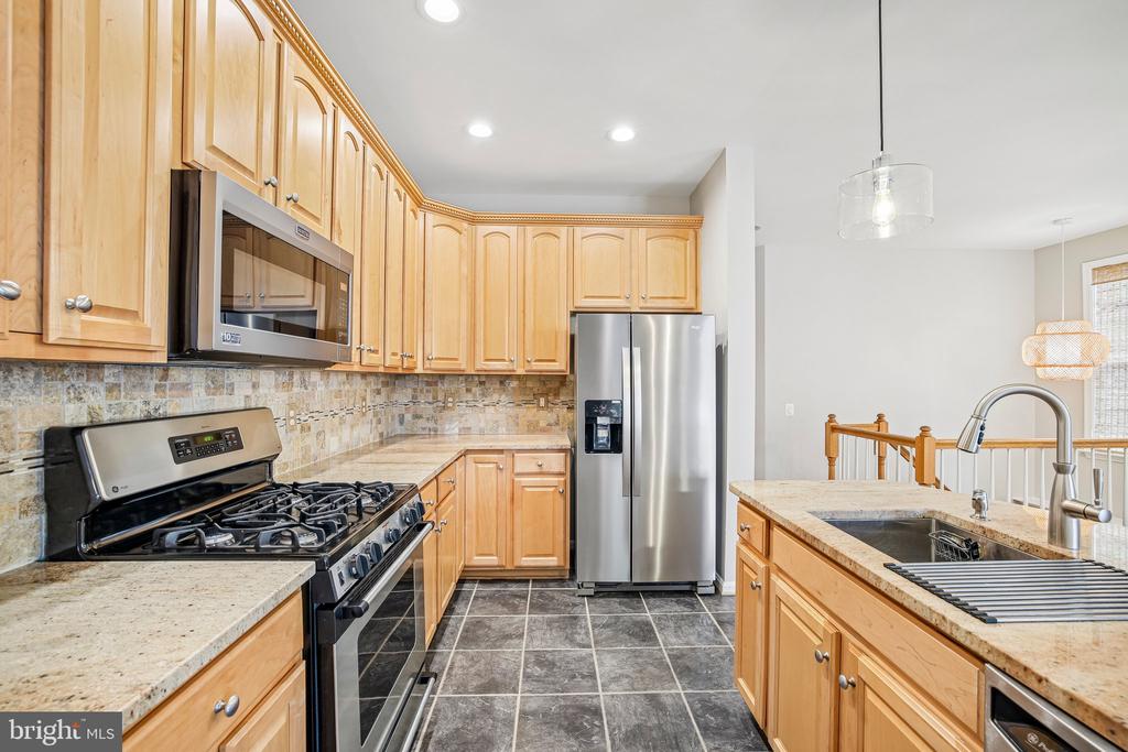 12868 ARNOT LANE