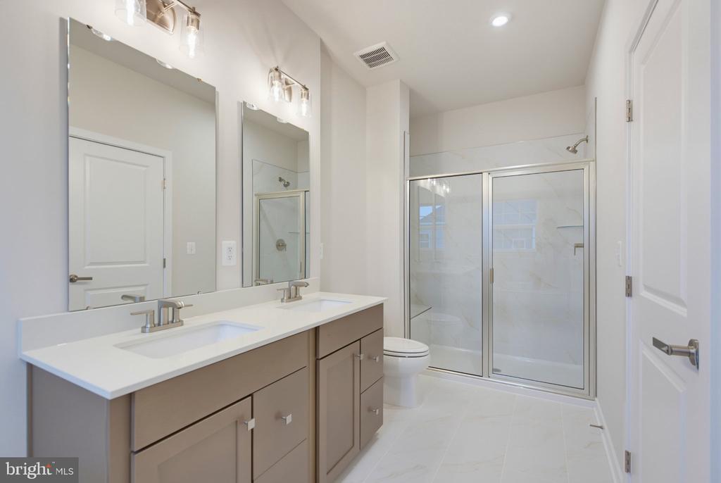 14408 FREEDOM LANE