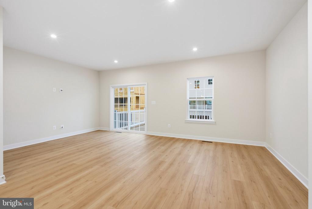 14408 FREEDOM LANE