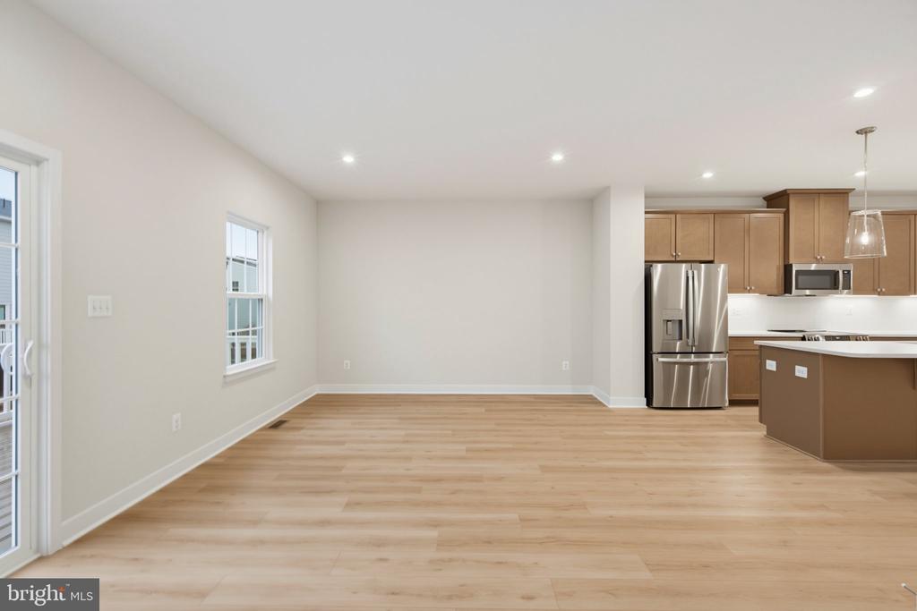 14408 FREEDOM LANE