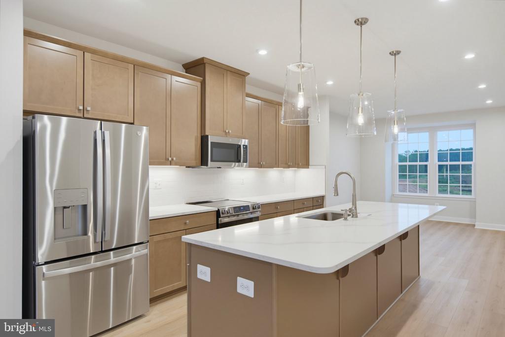 14408 FREEDOM LANE