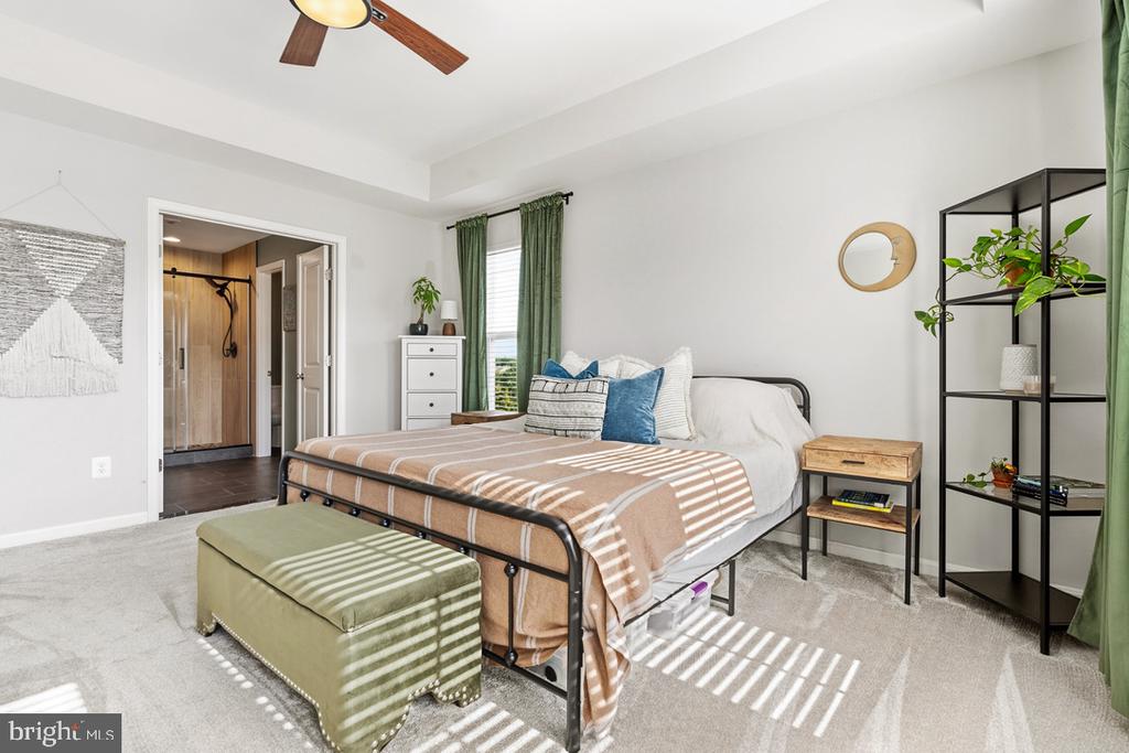 9228 ALVYN LAKE CIRCLE