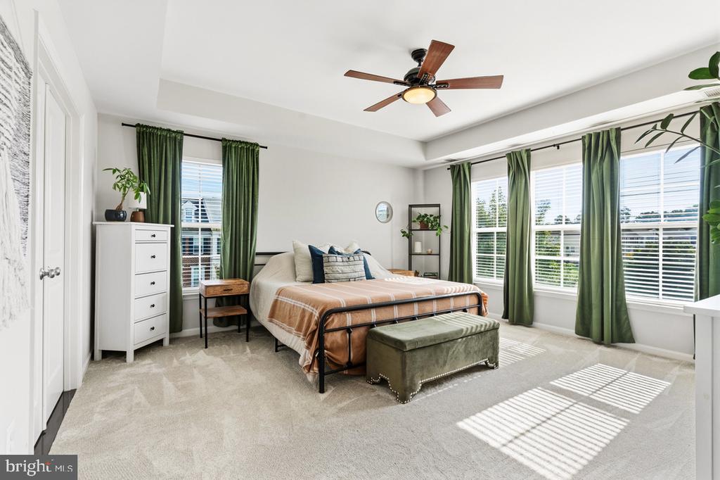 9228 ALVYN LAKE CIRCLE