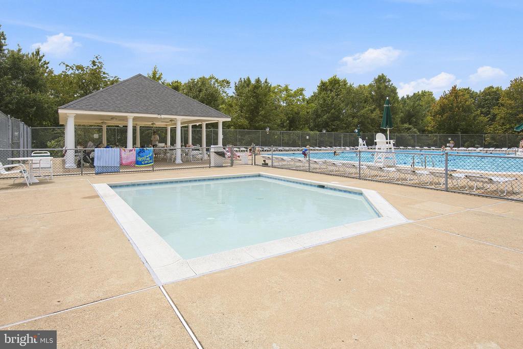 6028 WATERMAN DRIVE