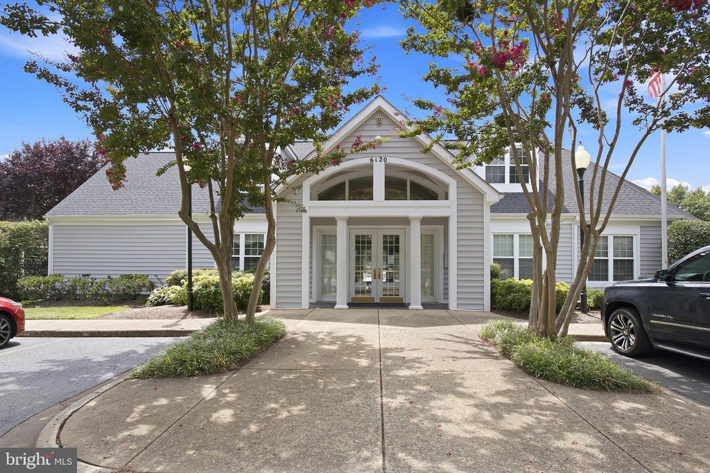 6028 WATERMAN DRIVE