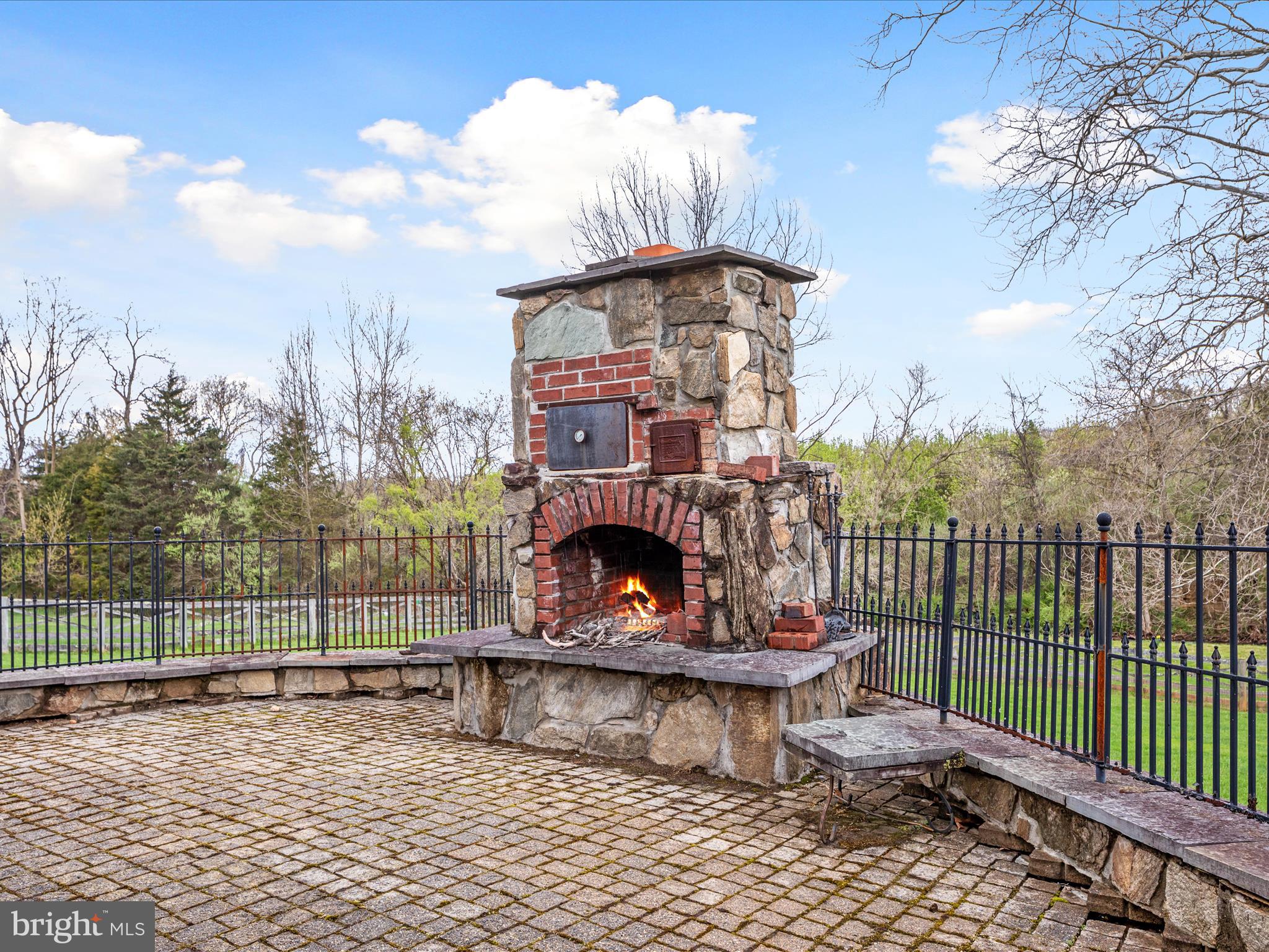 1446 CANTERBURY ROAD