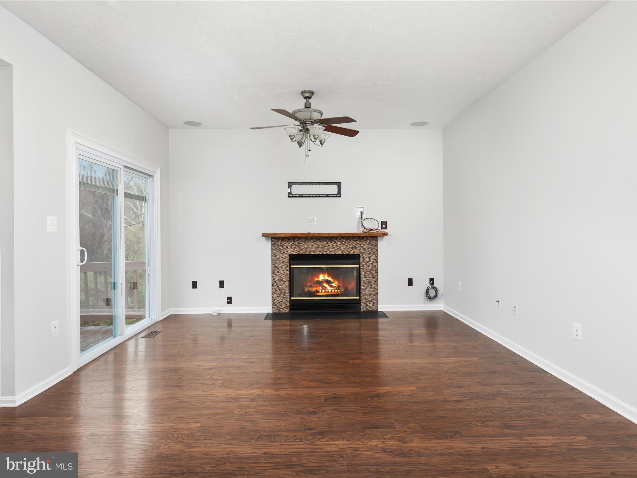 1446 CANTERBURY ROAD