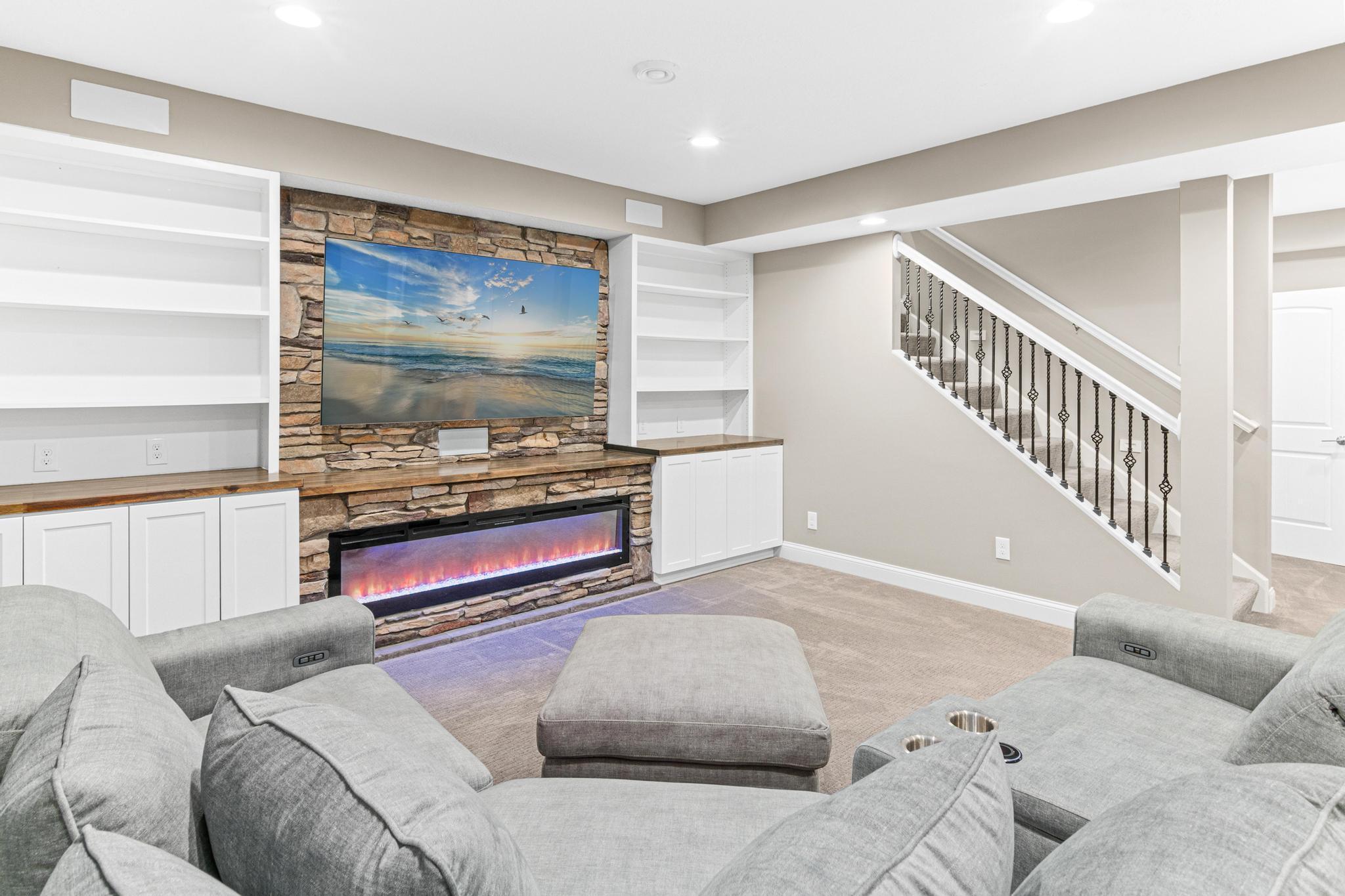 14205 56th Avenue N