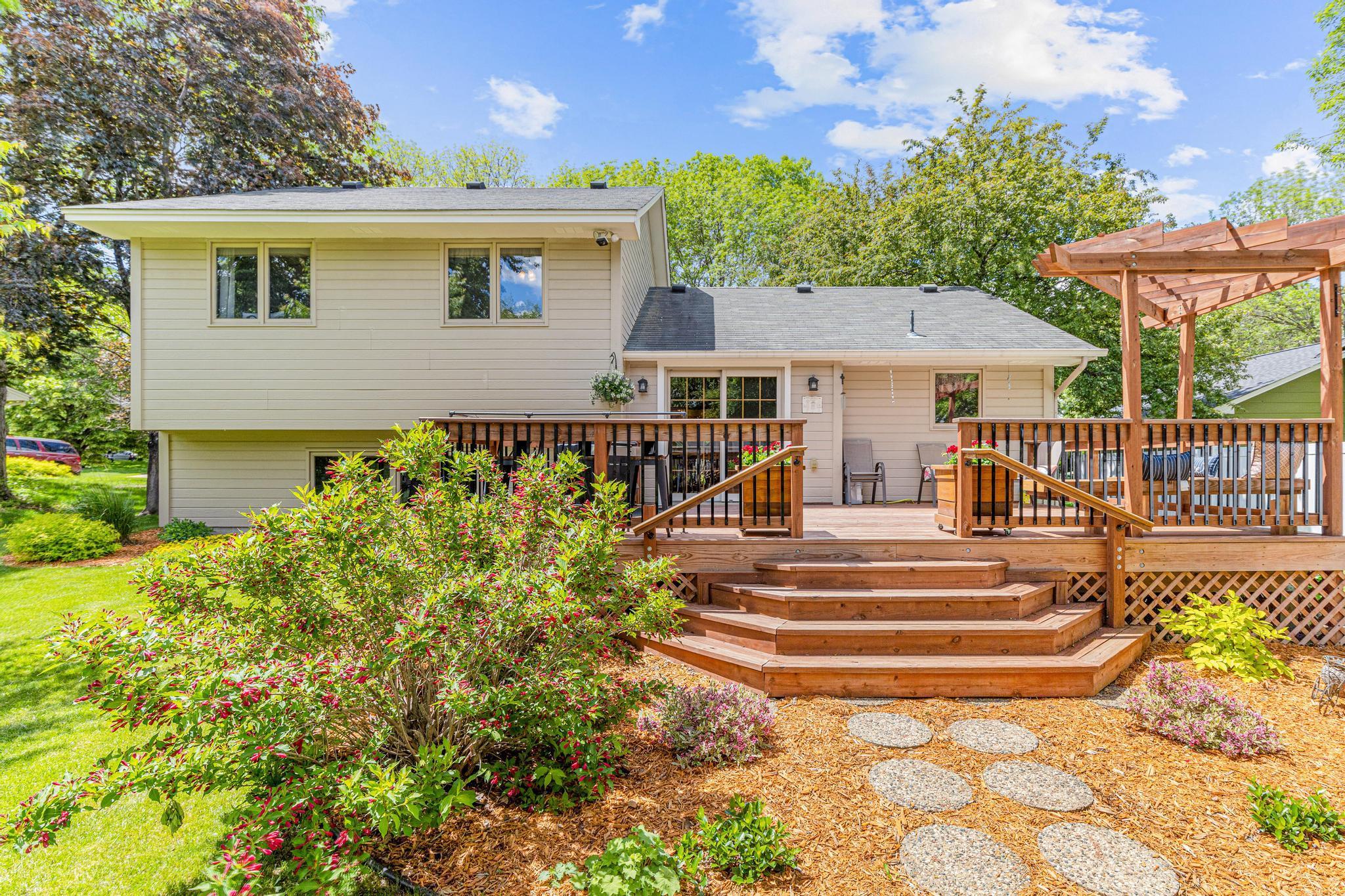 12325 Jonquil Street NW