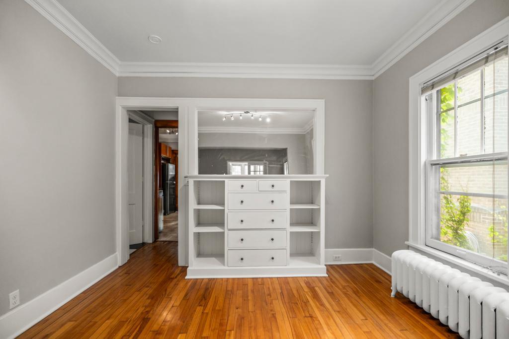 3133 Girard Avenue S Unit: 2