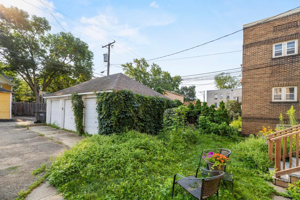 3133 Girard Avenue S Unit: 2
