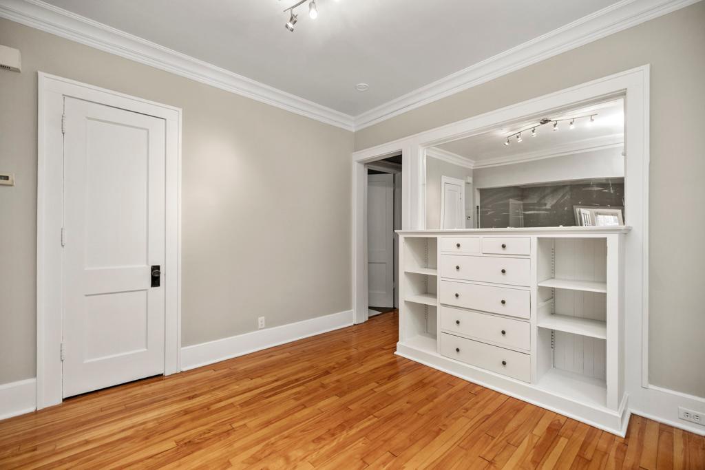 3133 Girard Avenue S Unit: 2