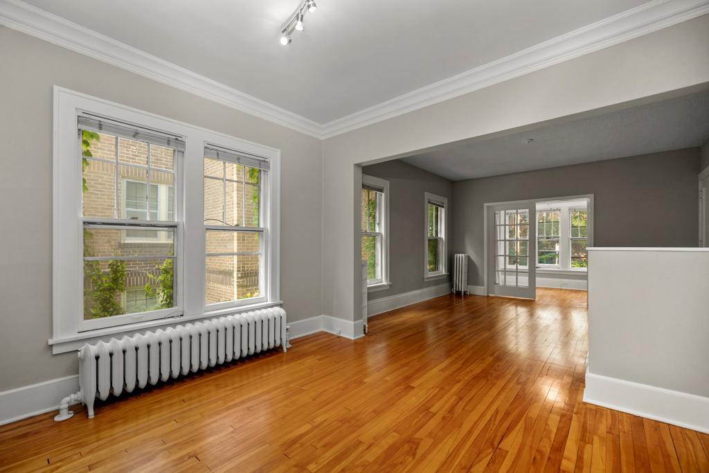 3133 Girard Avenue S Unit: 2
