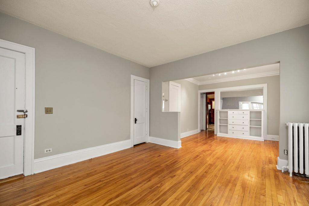 3133 Girard Avenue S Unit: 2