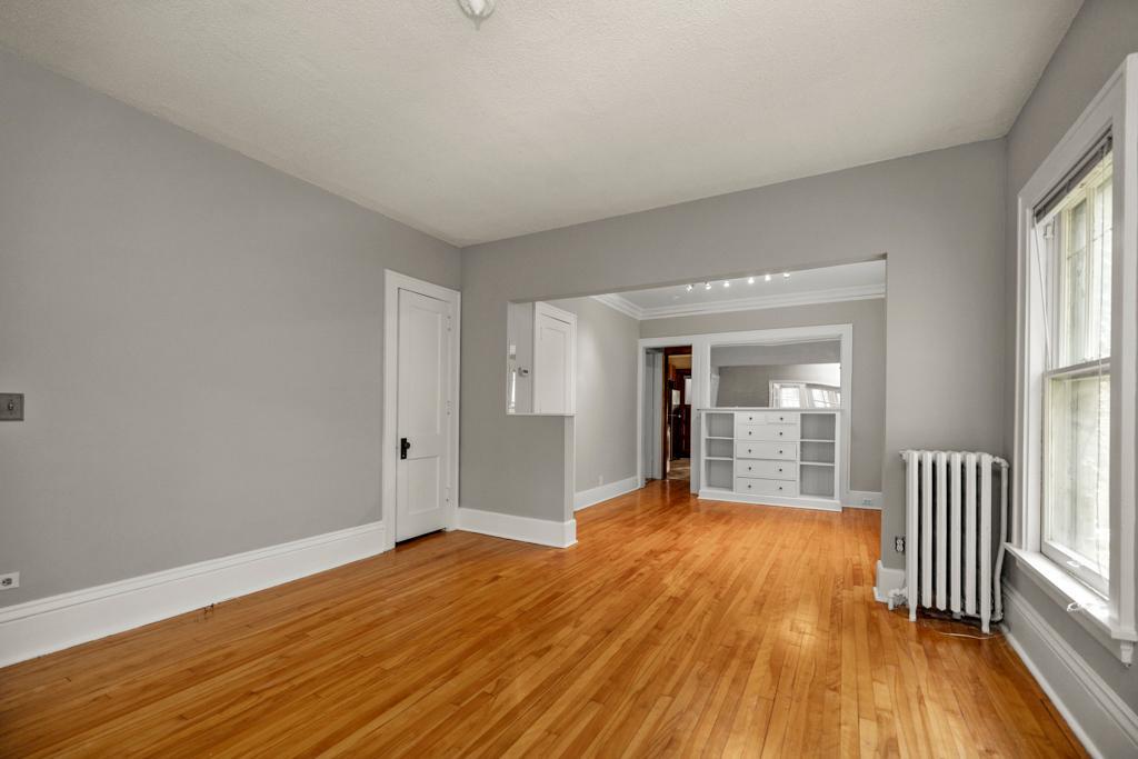 3133 Girard Avenue S Unit: 2