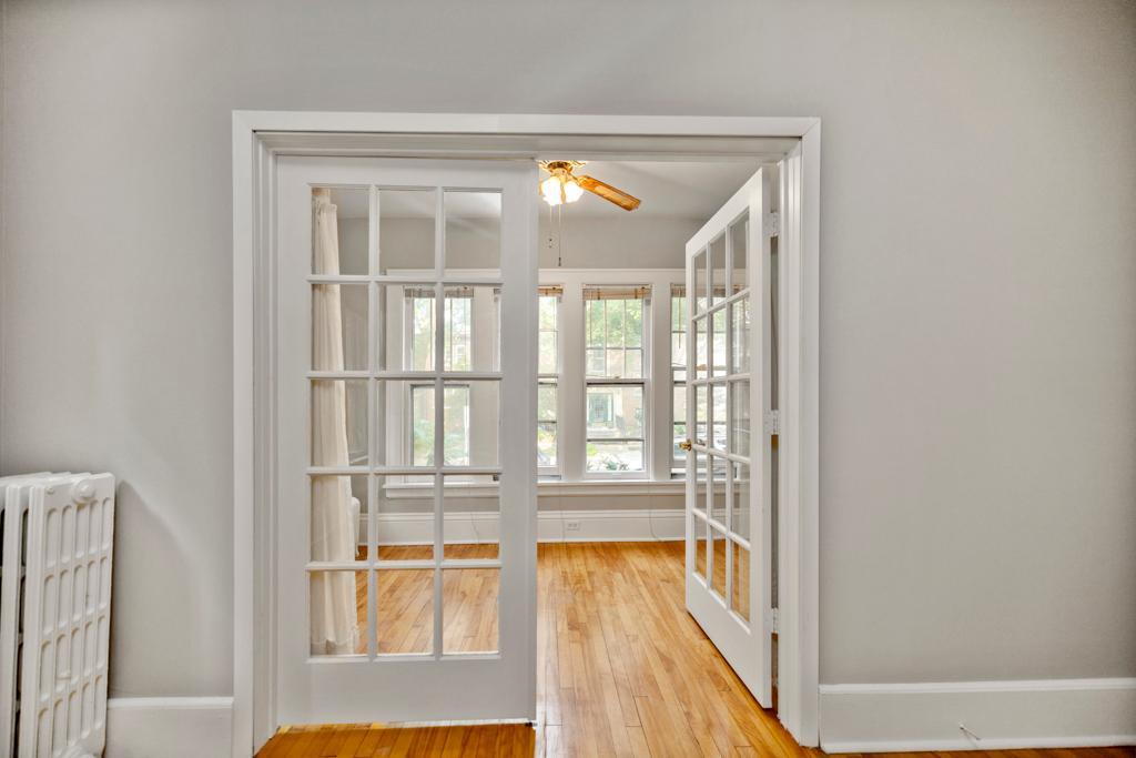 3133 Girard Avenue S Unit: 2