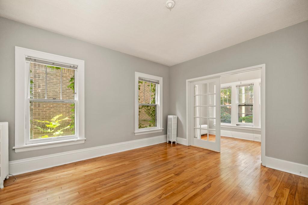 3133 Girard Avenue S Unit: 2