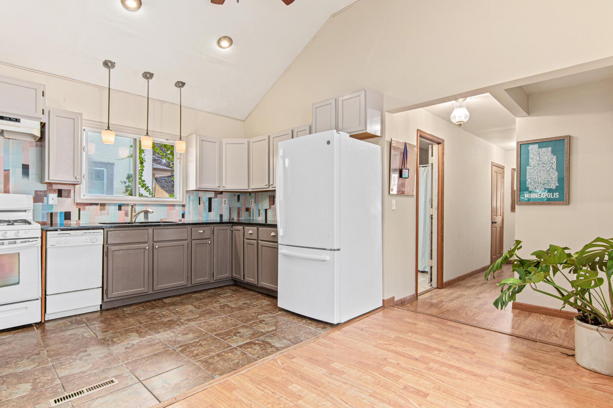 4535 Wentworth Avenue