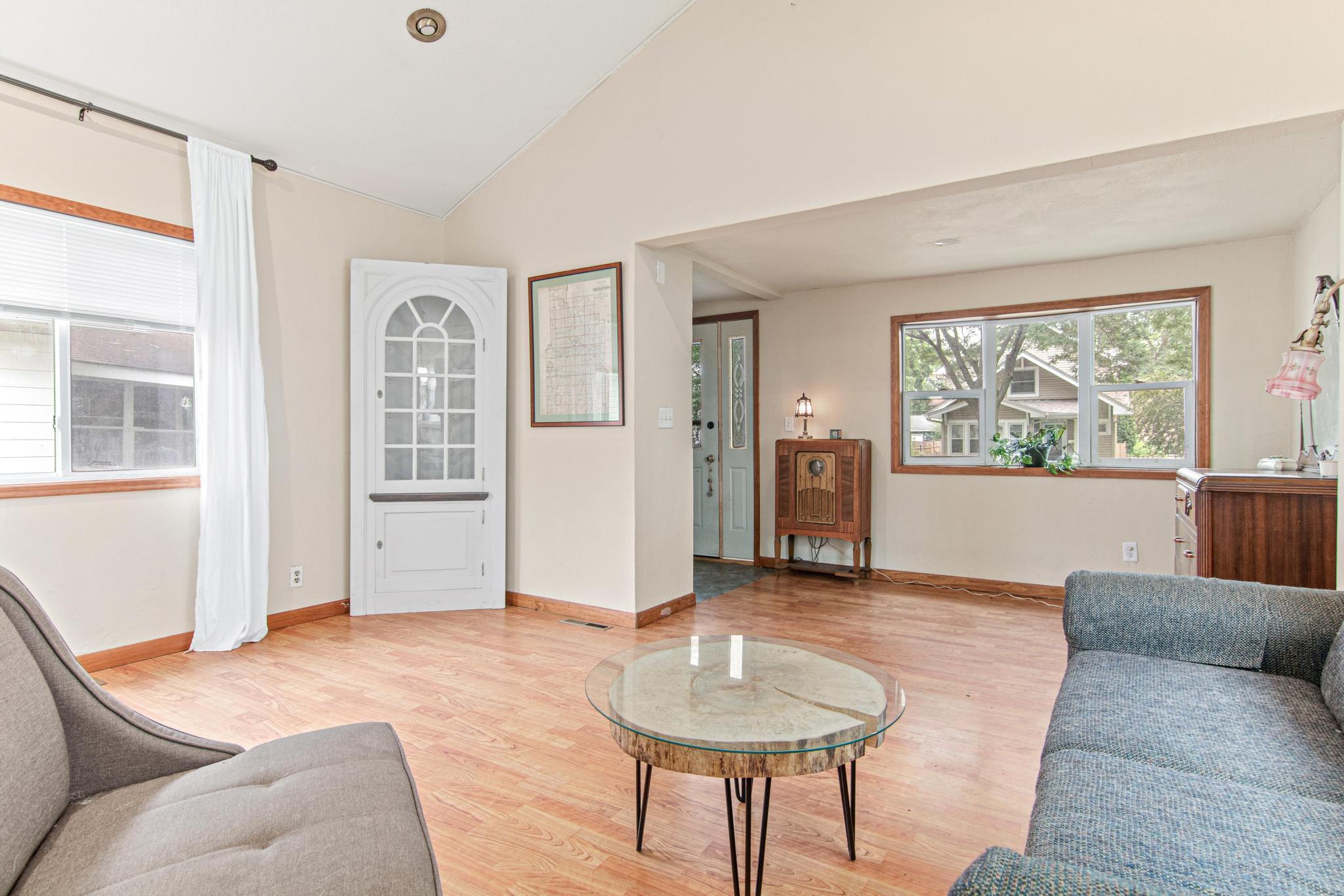 4535 Wentworth Avenue