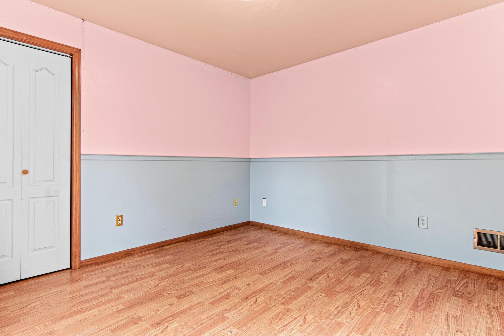 4535 Wentworth Avenue