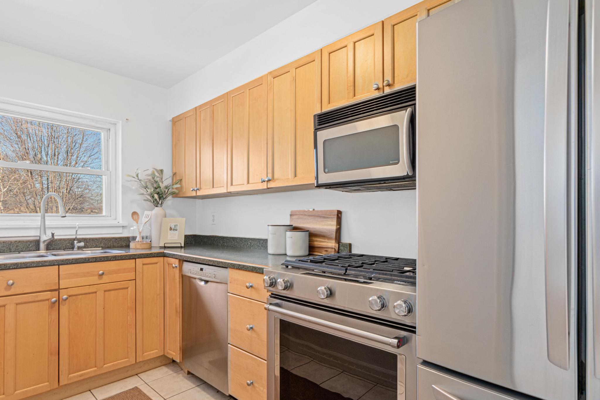 3636 Grand Avenue S Unit: 302
