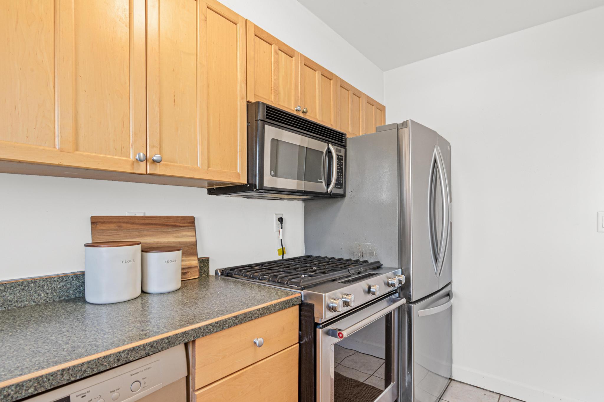 3636 Grand Avenue S Unit: 302