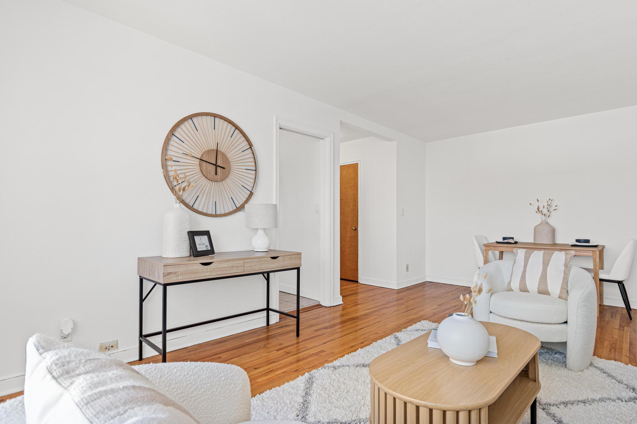 3636 Grand Avenue S Unit: 302