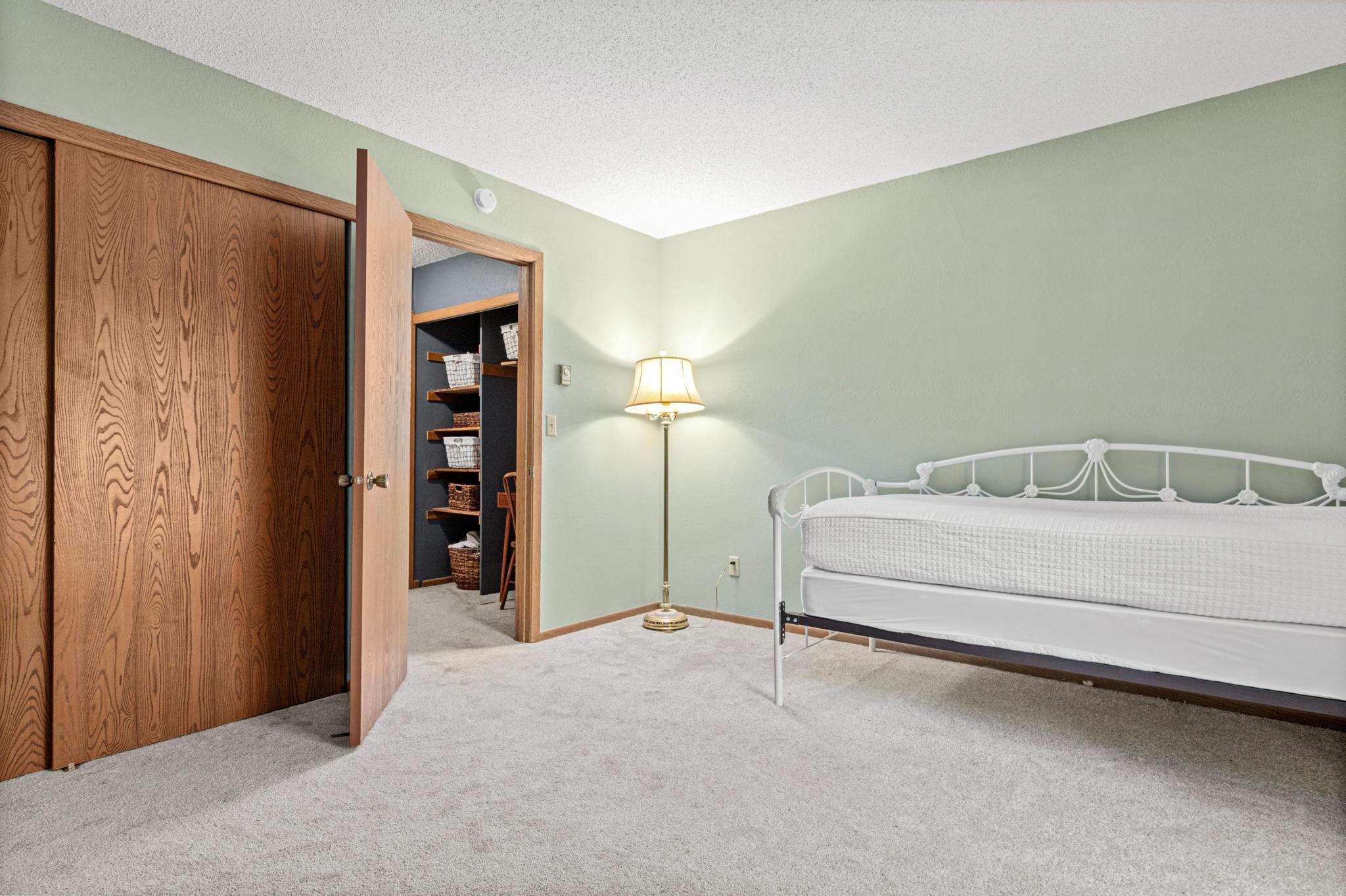 7759 142nd Street W Unit: 105