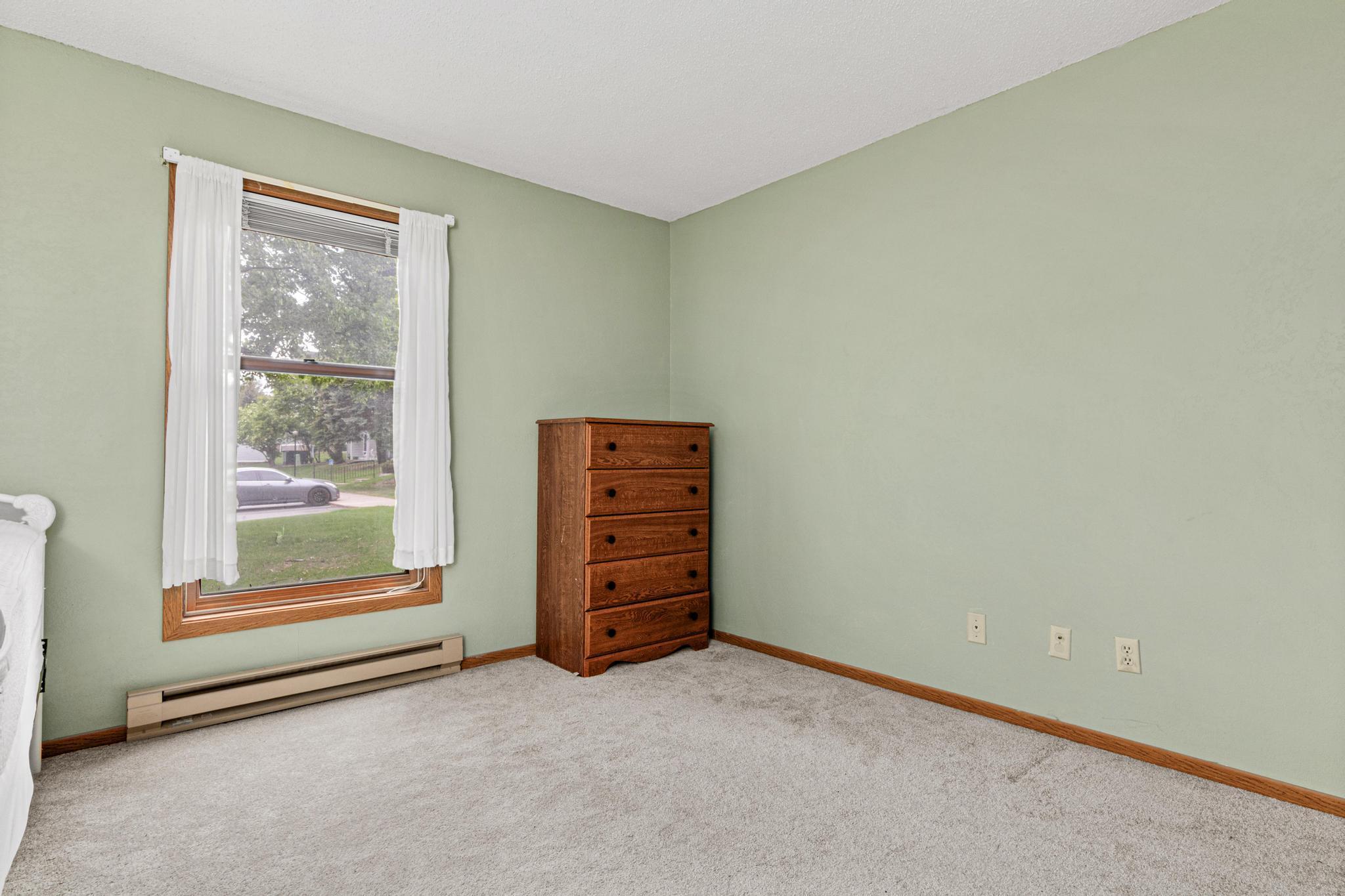 7759 142nd Street W Unit: 105
